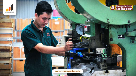 Mengenal Alat-Alat Industri Berbagai Sektor