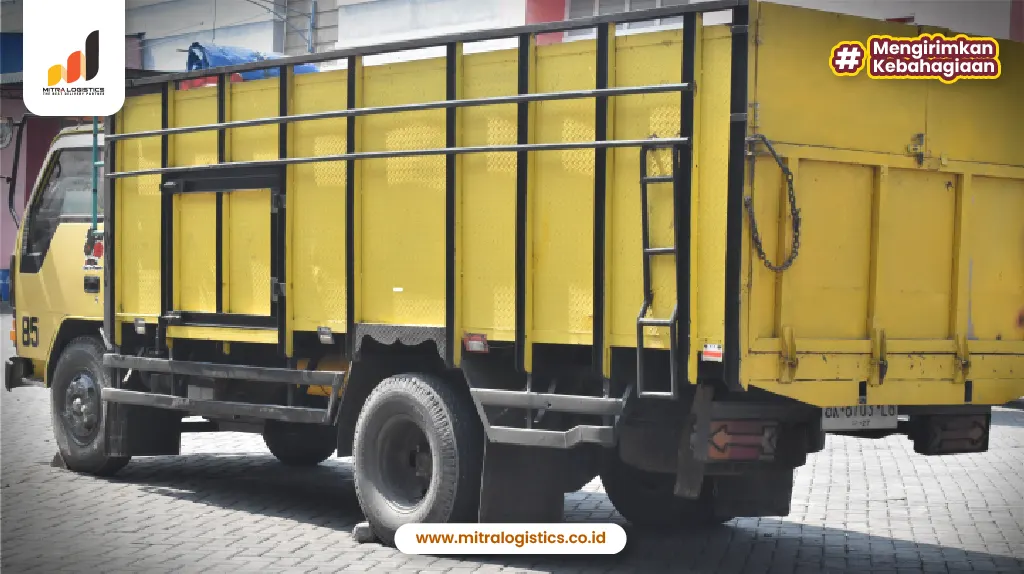 truk engkel warna kuning