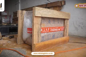 Berapa Biaya Asuransi Pengiriman Barang di Mitralogistics?