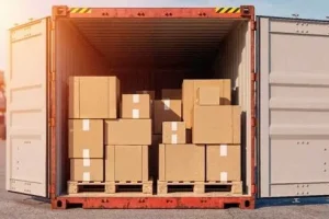 Dry Container: Definisi, Cara Kerja, dan Plus-Minusnya