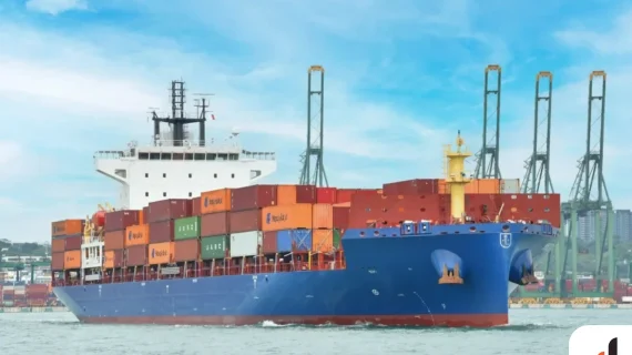 Apa Itu Feeder Vessel & Manfaatnya dalam Ekspedisi?