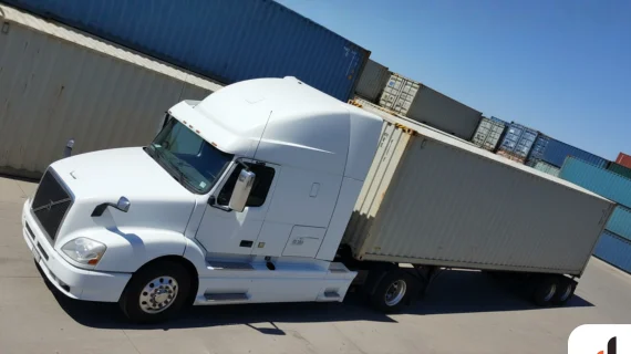 Trucking Container: Arti, Jenis, dan Fungsinya!