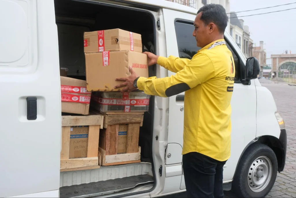 aktivitas logistik (3)