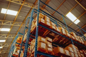 Logistik di Akhir Tahun: Apa yang Harus Dilakukan Bisnis?