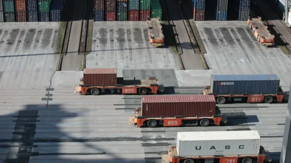 5 Alasan Kenapa Bisnis Perlu Investasi dalam Logistik!