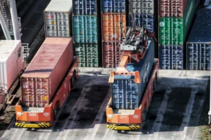 5 Masalah Utama Logistik di Indonesia & Solusinya!