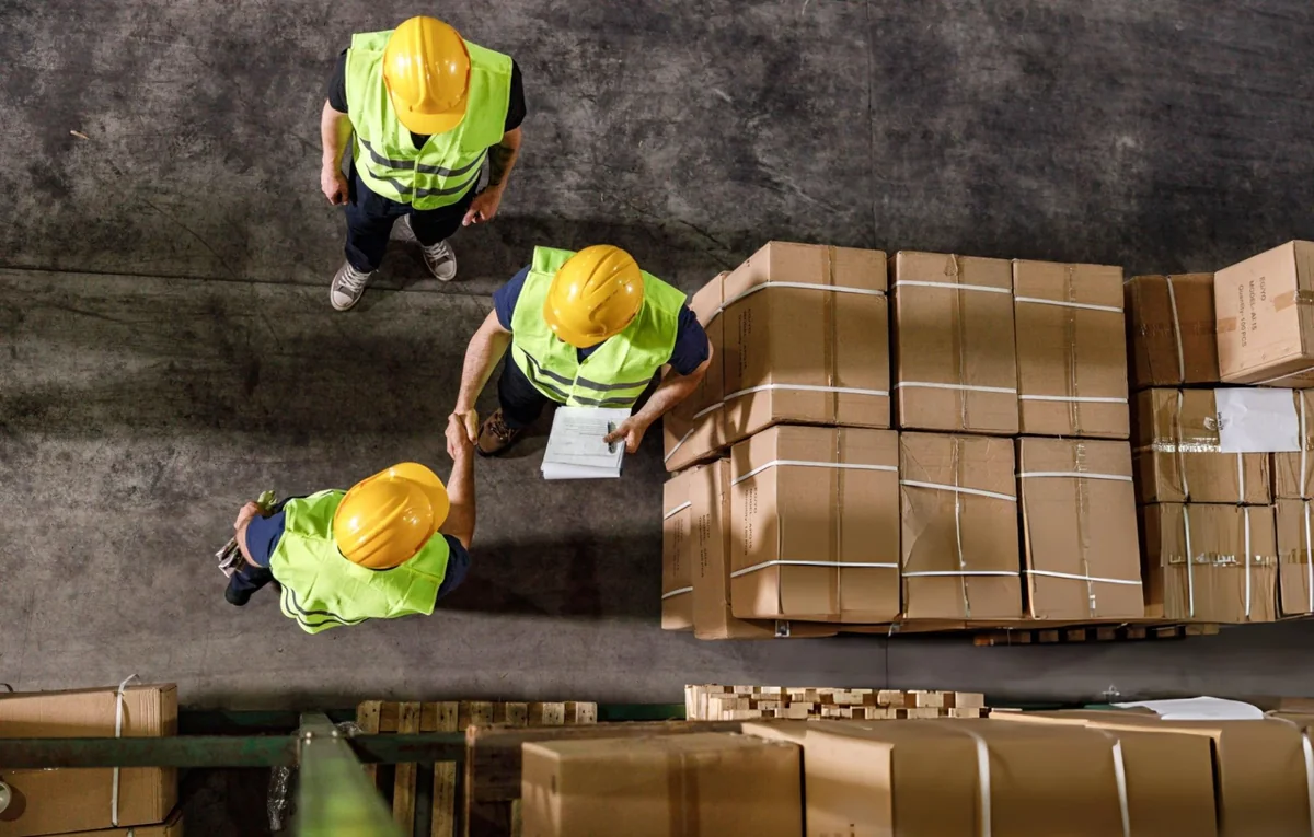 Tantangan Logistik Alat Berat