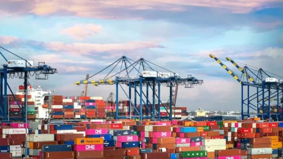 Cara Ganti Ekspedisi Cargo Tanpa Ganggu Operasional: Playbook Transisi