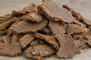 Apa itu Palm Kernel Expeller dan Kenapa Pengirimannya Butuh Penanganan Khusus?