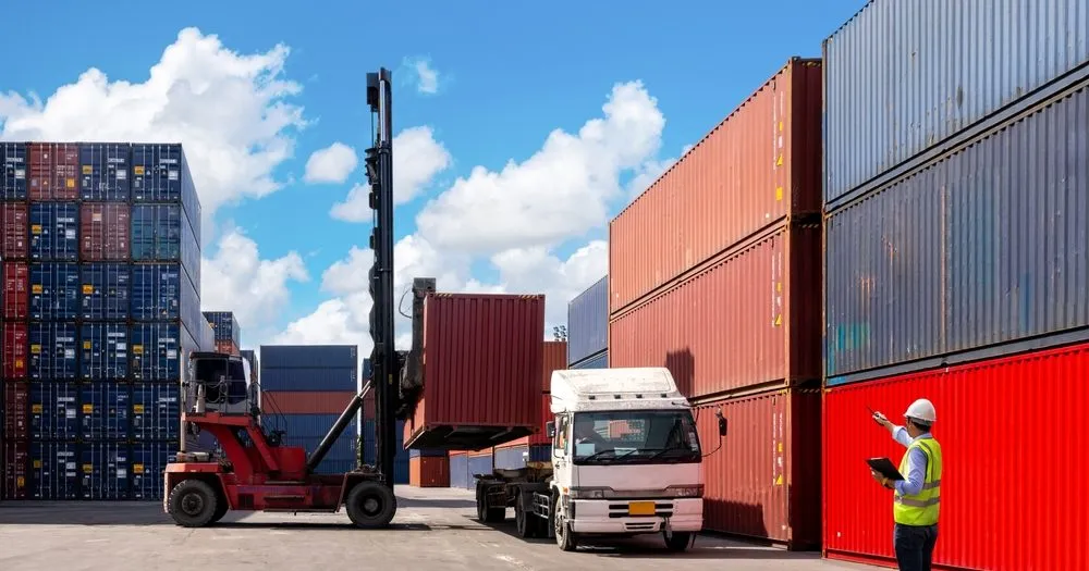 Logistik Proyek Energi Terbarukan