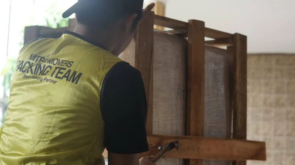 Kirim Granit dan Marmer Jumlah Besar