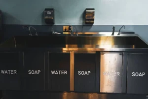 Kirim Peralatan Dapur dan Mesin Cuci Piring Industri untuk Restoran dan Hotel