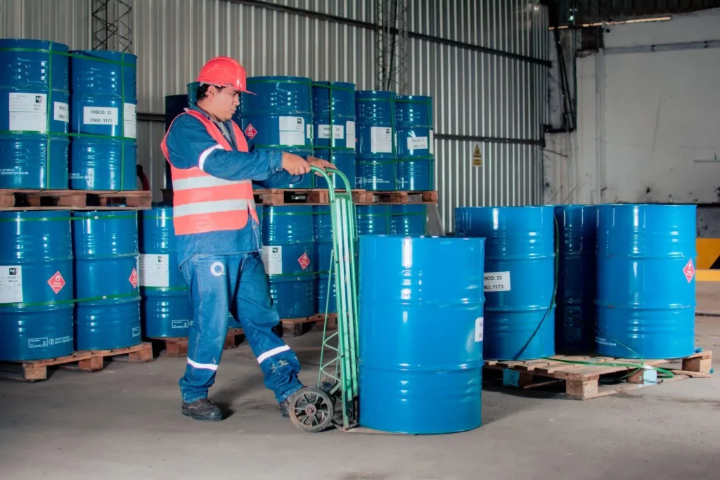Logistik Industri Petrokimia dan Kimia