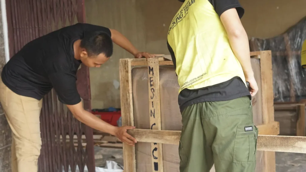 Pindahan Medan ke Luar Pulau