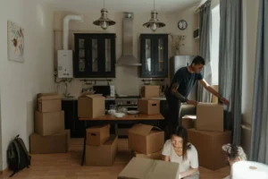 Pindahan Keluarga vs Anak Kost dari Medan: Perbedaan Skala dan Persiapan