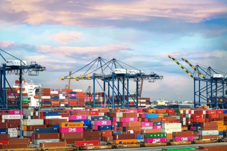 ilustrasi wilayah logistik teraman di Indonesia di Q2 2026