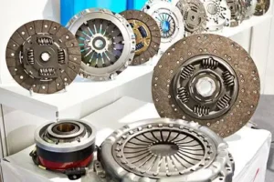 Logistik Suku Cadang Aftermarket Otomotif: Bedanya dari Rantai Pasok Just-In-Time Manufaktur
