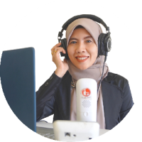 Customer Service Jasa Pengiriman Barang Cut Ayu